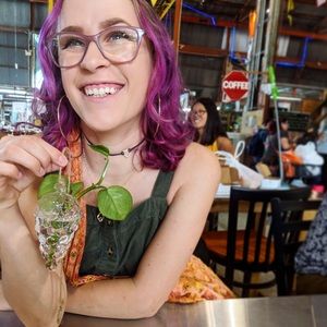 Meet your Posher, Megan